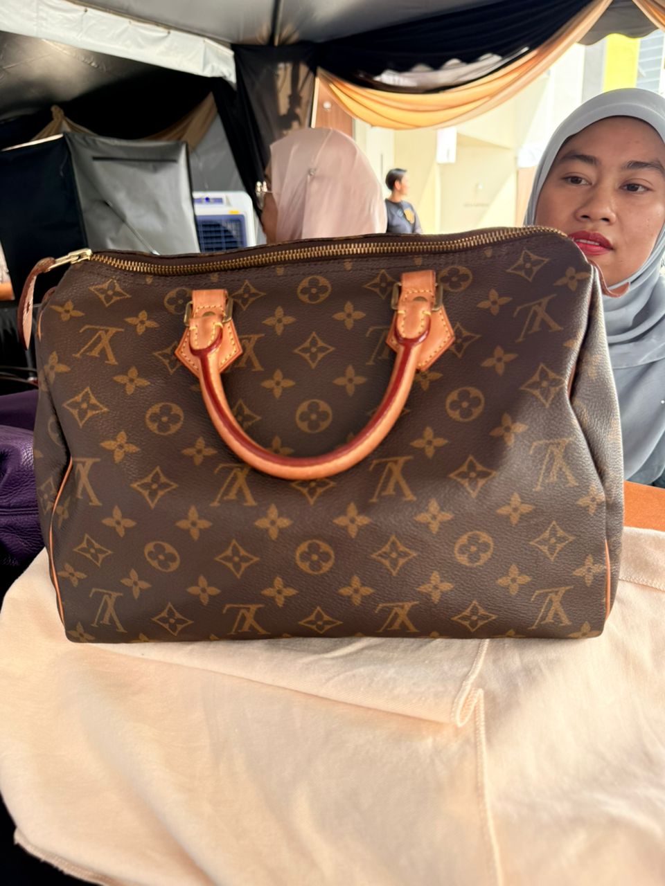 Louis Vuitton Speedy 30 Monogram